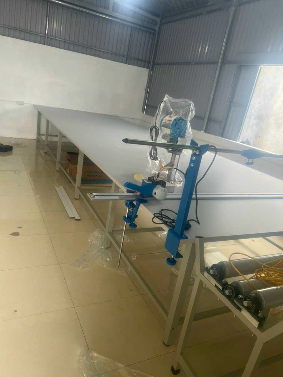 Sản xuất bàn kiểm hóa nghành may ở Hải Phòng
