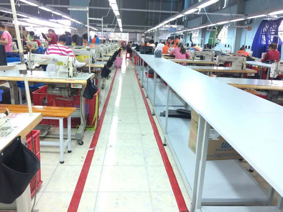 Mặt bàn máy may gia đình ở Hải Dương