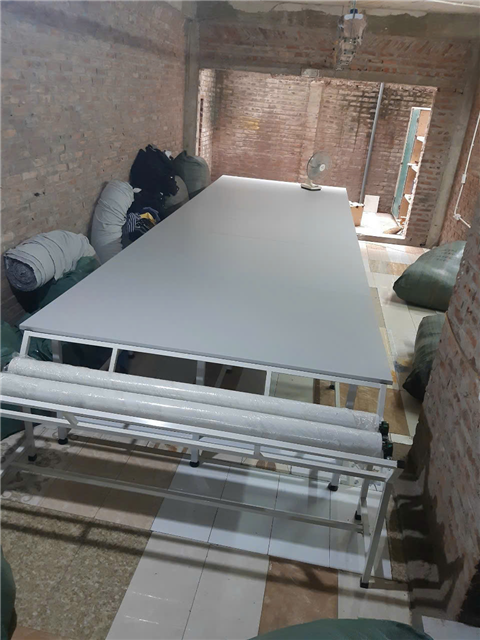 Ảnh Sản Xuất bàn cắt vải ở Hải Phòng