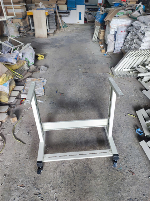 Ảnh Chân bàn máy khâu ở Nam Định