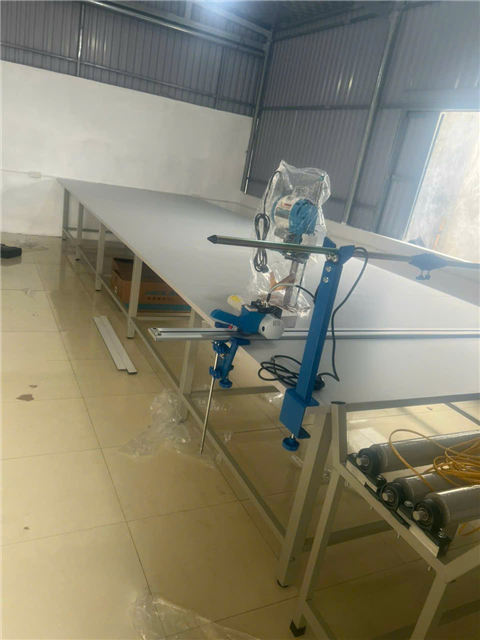 Ảnh Sản Xuất bàn chuyền May ở Bắc Ninh
