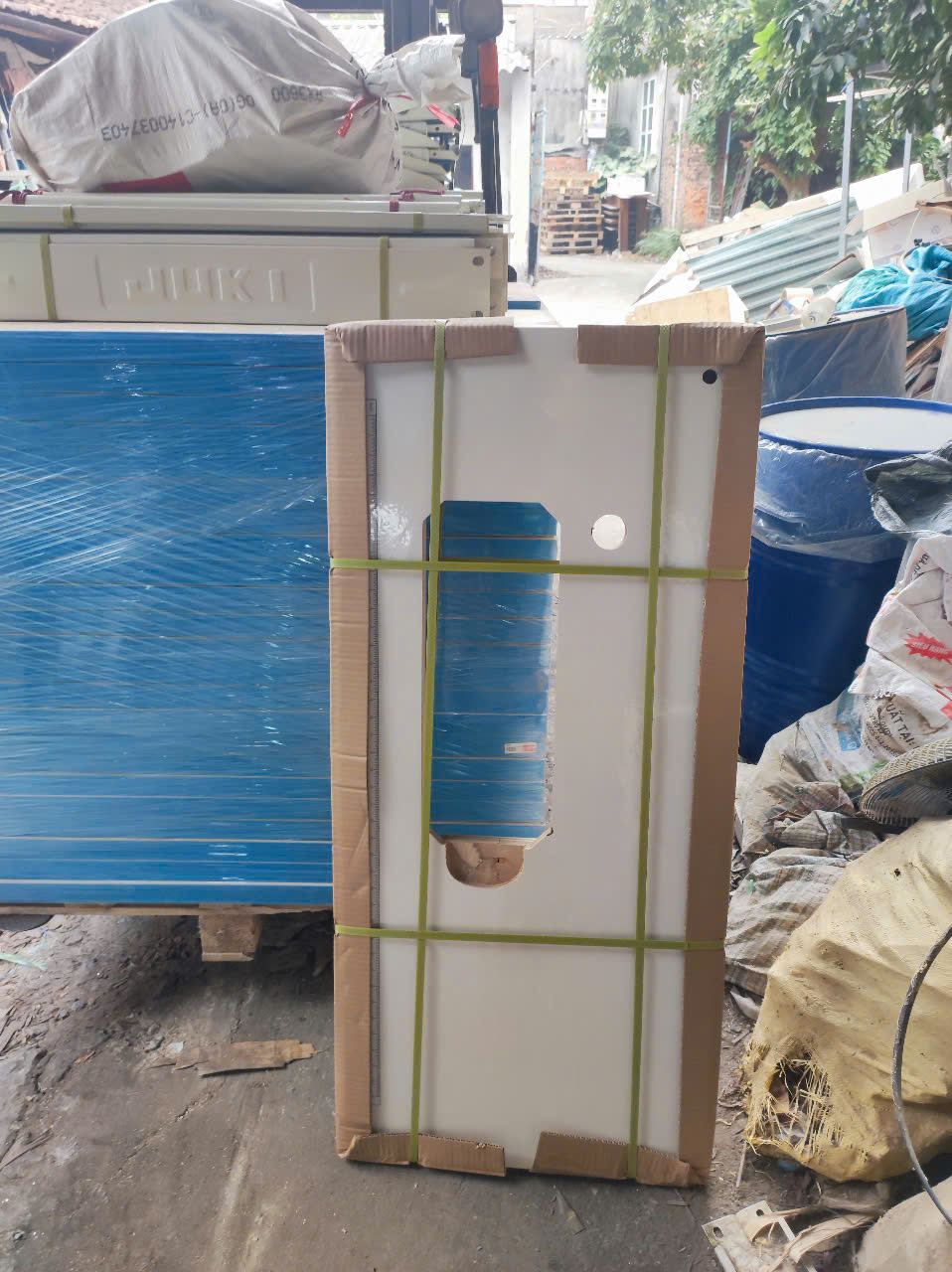 Sản xuất Chân bàn máy may công nghiệp ở Thanh Hóa